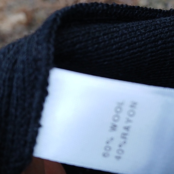 St. John Caviar Cascading Ruffle Open Front Black Knit Sweater Jacket EUC Size 4 - Picture 7 of 15